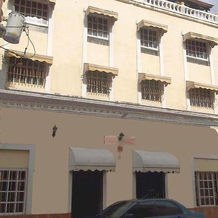 Hostal Condo-Parque Santo Domingo Exterior photo