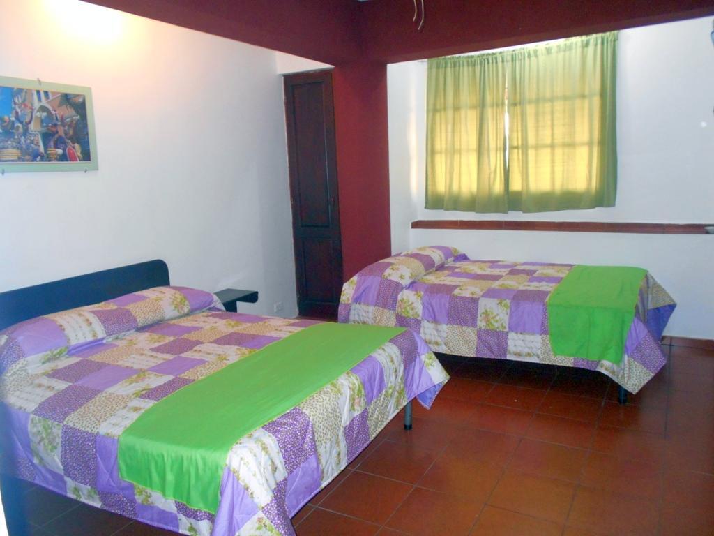 Hostal Condo-Parque Santo Domingo Exterior photo