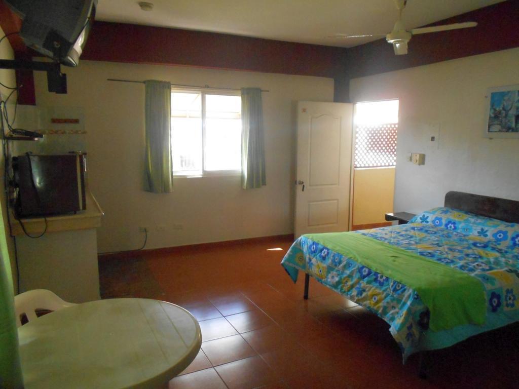 Hostal Condo-Parque Santo Domingo Exterior photo